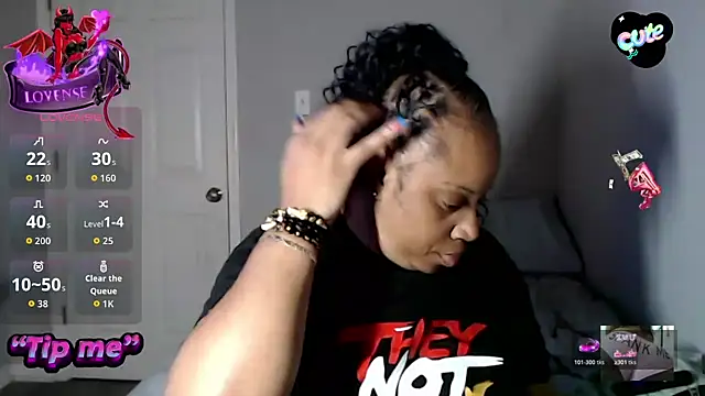 Sexymona1218 online show from 11-23-25, 04:33