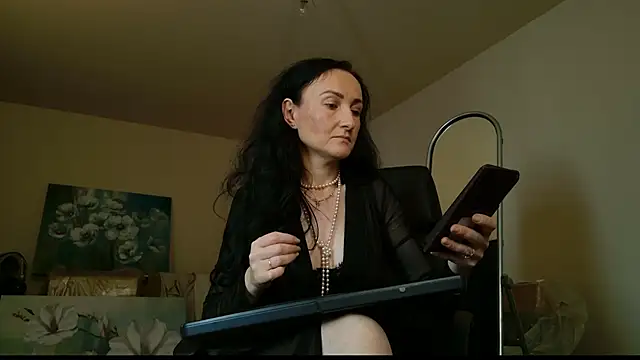 lara heaven online show from 09-15-25, 06:47