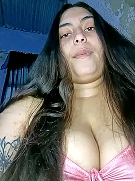 Snapshot of xandra252 chatting on 06-03-26, 06:14 xandra252 online show from 06-03-26, 06:14