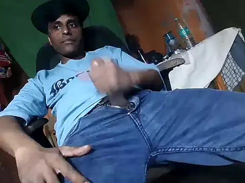 desiboy1101 online show from 10-29-25, 03:38