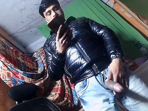 desiboy1101 online show from 02-05-25, 03:34