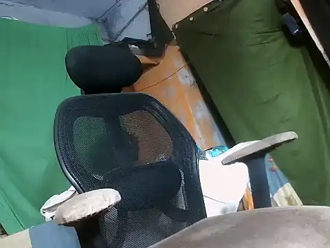 desiboy1101 online show from 10-25-25, 01:45