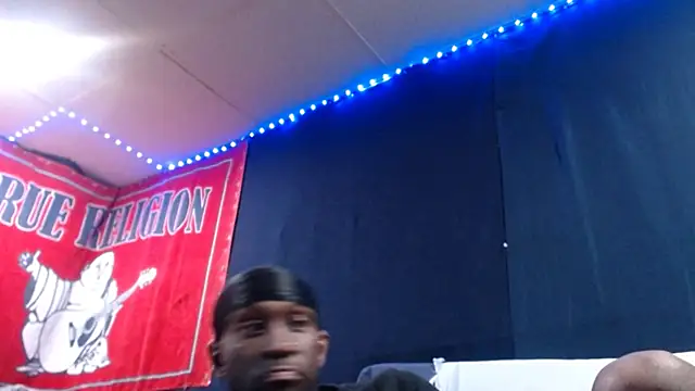 iBreakHeartz online show from 09-23-25, 03:24