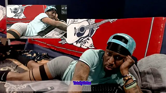 iBreakHeartz online show from 01-16-25, 06:35