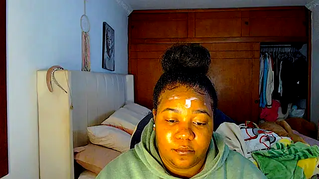 Snapshot of Daddys_girl1 chatting on 10-12-25, 05:09 Daddys girl1 online show from 10-12-25, 05:09