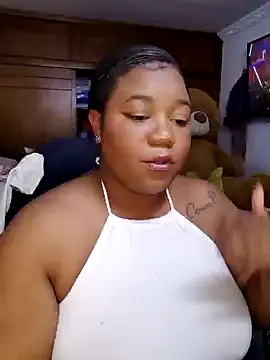 Snapshot of Daddys_girl1 chatting on 03-22-25, 03:20 Daddys girl1 online show from 03-22-25, 03:20