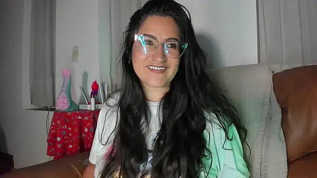 DeesseLuxure online show from 11-16-25, 08:19