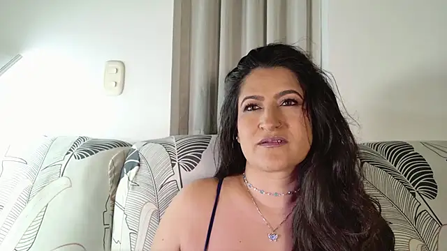 DeesseLuxure online show from 01-14-26, 06:17