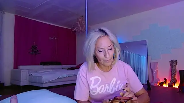 Sweet-Ginger online show from 10-16-25, 01:14