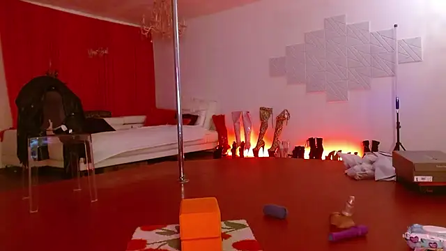 Sweet-Ginger online show from 01-14-26, 08:45