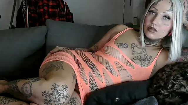 RoxxyInk online show from 02-22-26, 01:08