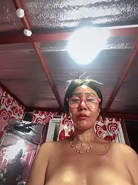 Snapshot of sweetieme chatting on 02-26-26, 02:39 sweetieme online show from 02-26-26, 02:39