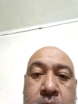 Snapshot of GeorgeVergaGrues chatting on 02-12-25, 03:07 GeorgeVergaGrues online show from 02-12-25, 03:07