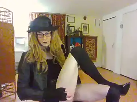 Ms Lilith online show from 01-05-25, 02:06