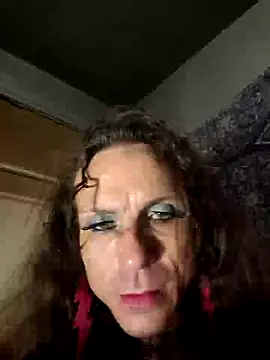 Snapshot of sissyvee chatting on 02-17-25, 07:33 sissyvee online show from 02-17-25, 07:33