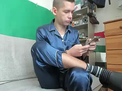 viraglaci18xh online show from 10-26-25, 11:32