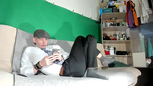 viraglaci18xh online show from 03-06-26, 03:40