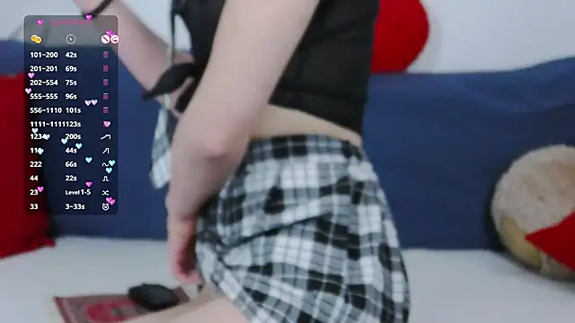 Snapshot of -Lorik- chatting on 04-15-26, 09:26 -Lorik- online show from 04-15-26, 09:26