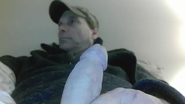 Snapshot of cumhere71 chatting on 04-10-26, 03:46 cumhere71 online show from 04-10-26, 03:46