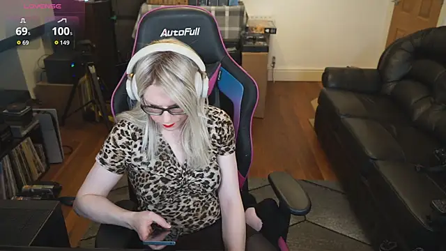 KelseyCobalt online show from 10-15-25, 08:39