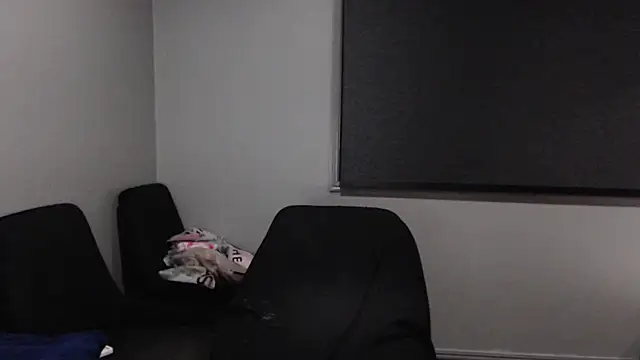 poisonivyx online show from 02-27-25, 10:44