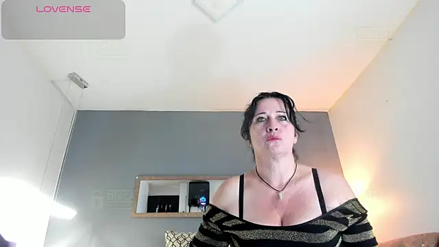 LADY HELLEN online show from 05-23-26, 07:02