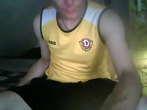 Turnuonxl online show from 06-17-26, 04:45