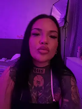  MelinaCurves  online show from 04-17-26, 09:17