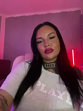  MelinaCurves  online show from 05-17-26, 09:04