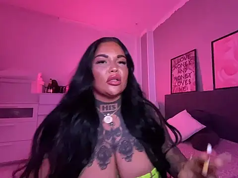  MelinaCurves  online show from 02-12-25, 10:15