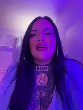  MelinaCurves  online show from 10-04-25, 09:27