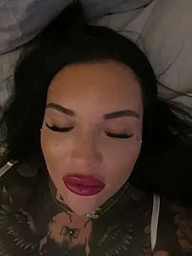  MelinaCurves  online show from 01-11-26, 08:16