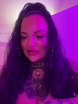  MelinaCurves  online show from 10-10-25, 09:15