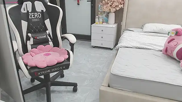 Hanako love online show from 03-10-26, 04:22