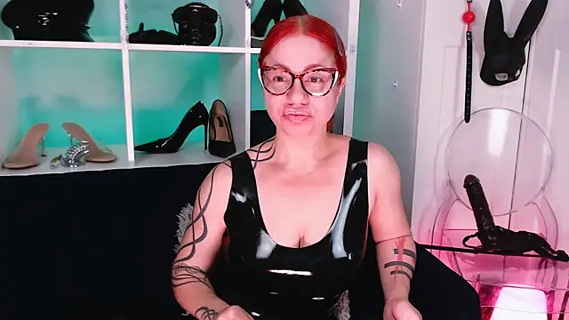 Ella  Kross online show from 03-15-25, 09:30