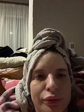 Naughty Alice online show from 04-05-26, 08:15