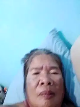 Snapshot of sexylizzy4u chatting on 02-18-26, 03:52 sexylizzy4u online show from 02-18-26, 03:52