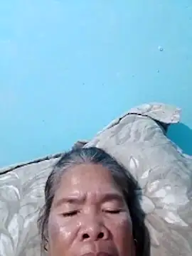 Snapshot of sexylizzy4u chatting on 02-24-26, 01:01 sexylizzy4u online show from 02-24-26, 01:01