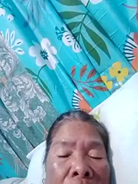 Snapshot of sexylizzy4u chatting on 02-08-26, 01:20 sexylizzy4u online show from 02-08-26, 01:20