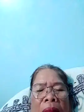 Snapshot of sexylizzy4u chatting on 02-11-26, 07:36 sexylizzy4u online show from 02-11-26, 07:36