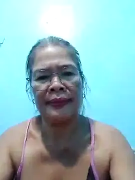 Snapshot of sexylizzy4u chatting on 02-05-26, 11:17 sexylizzy4u online show from 02-05-26, 11:17