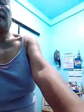 Snapshot of sexylizzy4u chatting on 02-02-26, 02:16 sexylizzy4u online show from 02-02-26, 02:16