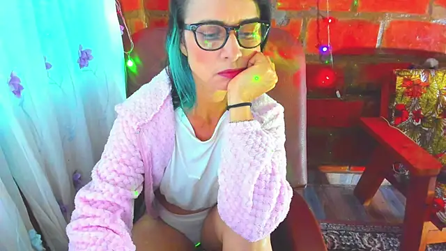BrianaGarner online show from 05-04-26, 02:42