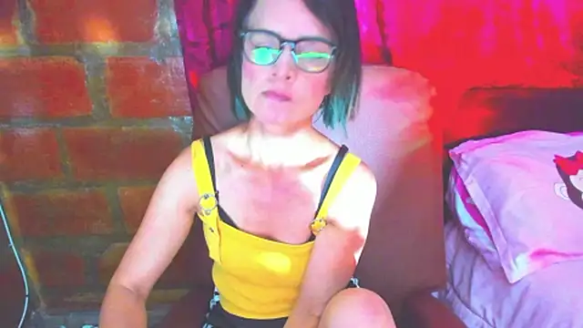 BrianaGarner online show from 06-27-26, 05:41