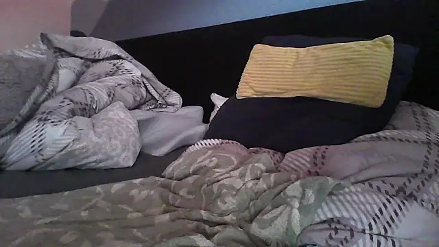 Menic0n online show from 09-30-25, 08:31