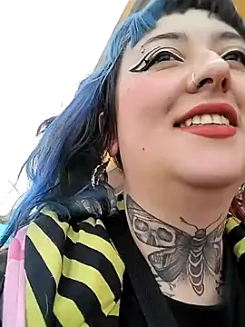 Snapshot of cindy_ink chatting on 02-14-25, 03:05 cindy ink online show from 02-14-25, 03:05