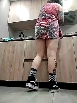 Snapshot of cindy_ink chatting on 02-18-25, 03:10 cindy ink online show from 02-18-25, 03:10