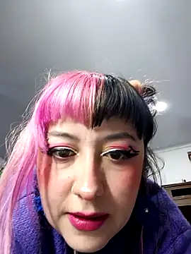 Snapshot of cindy_ink chatting on 10-01-25, 10:02 cindy ink online show from 10-01-25, 10:02