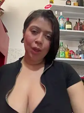 emilyjohanson online show from 01-06-26, 05:17