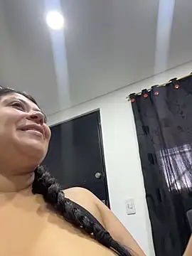 emilyjohanson online show from 05-19-26, 04:36